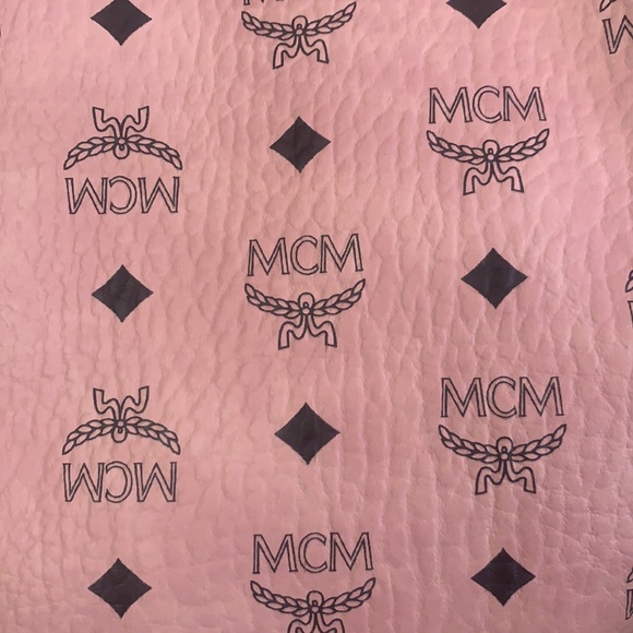 💯 NWT! MCM Anya Medium Visetos Zip Top Shopper In Soft Pink - Picture 8 of 13